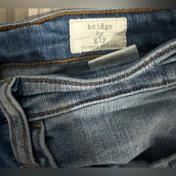 Buckle Bridge by Gly mid rise light wash distressed ankle skinny jean size 29 - Picture 2 of 4